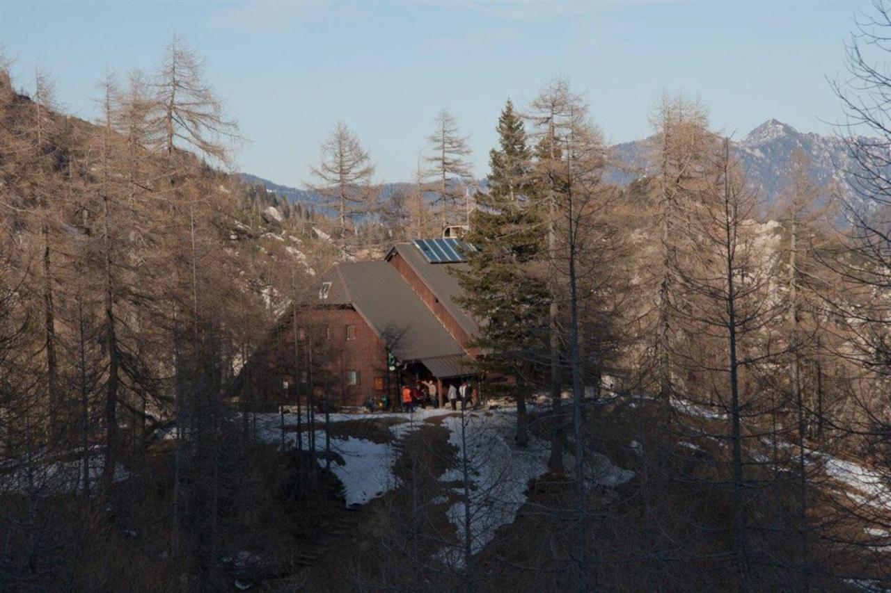Erjavceva Mountain Hut At Vrsic Pass Hotel Kranjska Gora Bagian luar foto