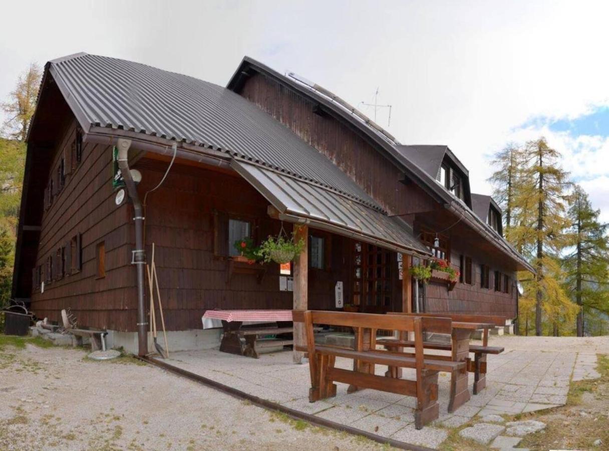 Erjavceva Mountain Hut At Vrsic Pass Hotel Kranjska Gora Bagian luar foto