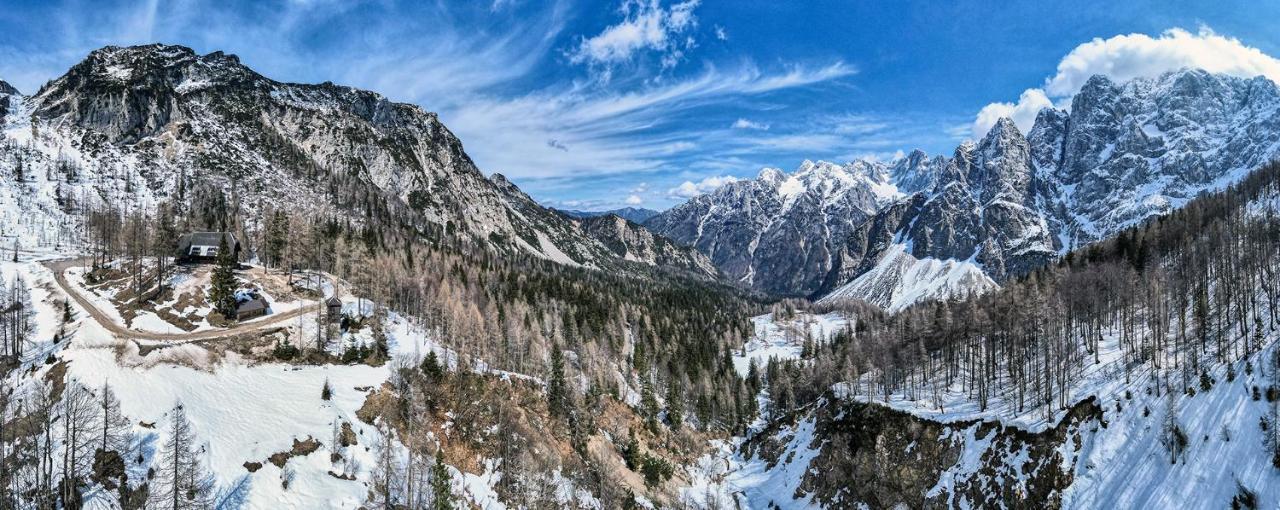 Erjavceva Mountain Hut At Vrsic Pass Hotel Kranjska Gora Bagian luar foto