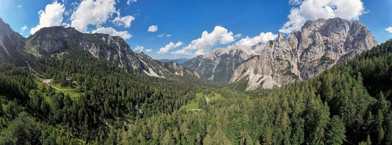 Erjavceva Mountain Hut At Vrsic Pass Hotel Kranjska Gora Bagian luar foto