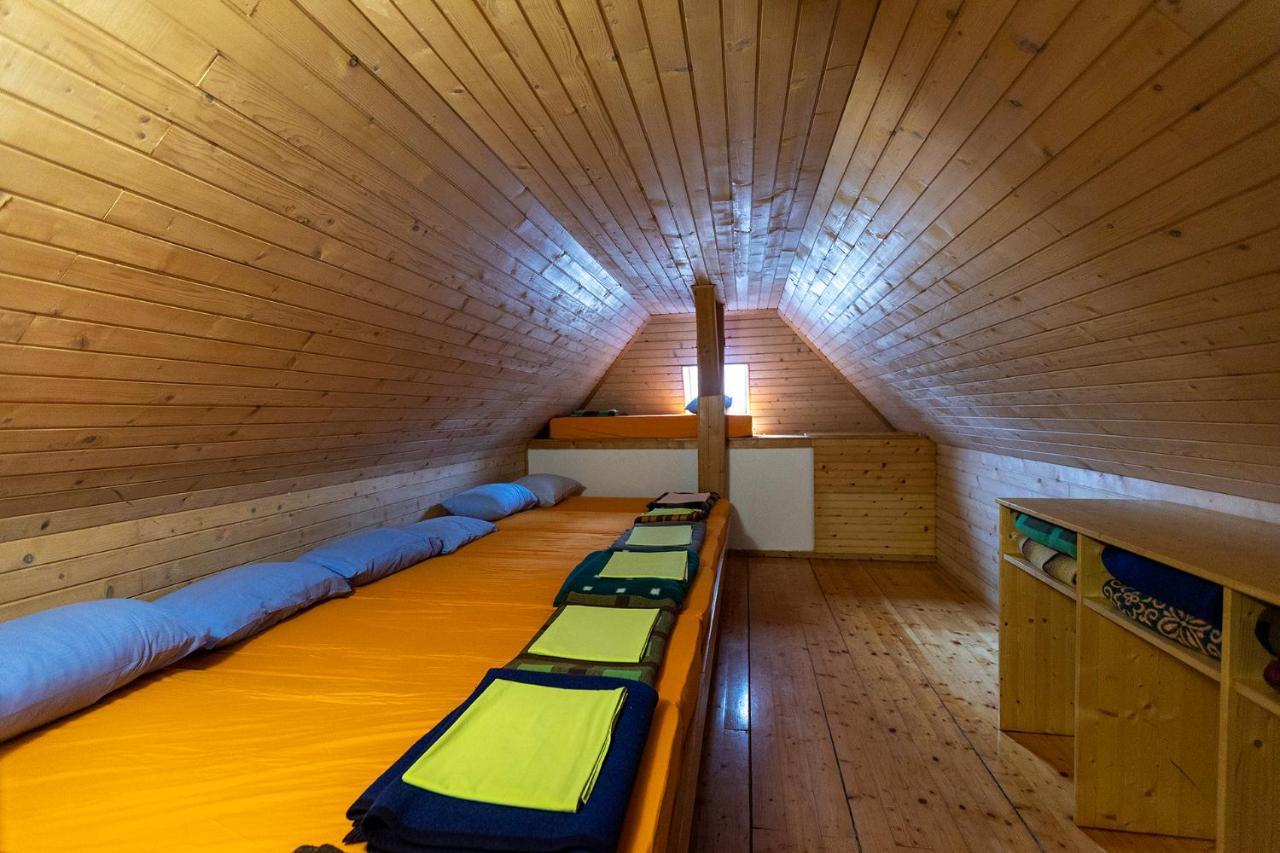 Erjavceva Mountain Hut At Vrsic Pass Hotel Kranjska Gora Bagian luar foto